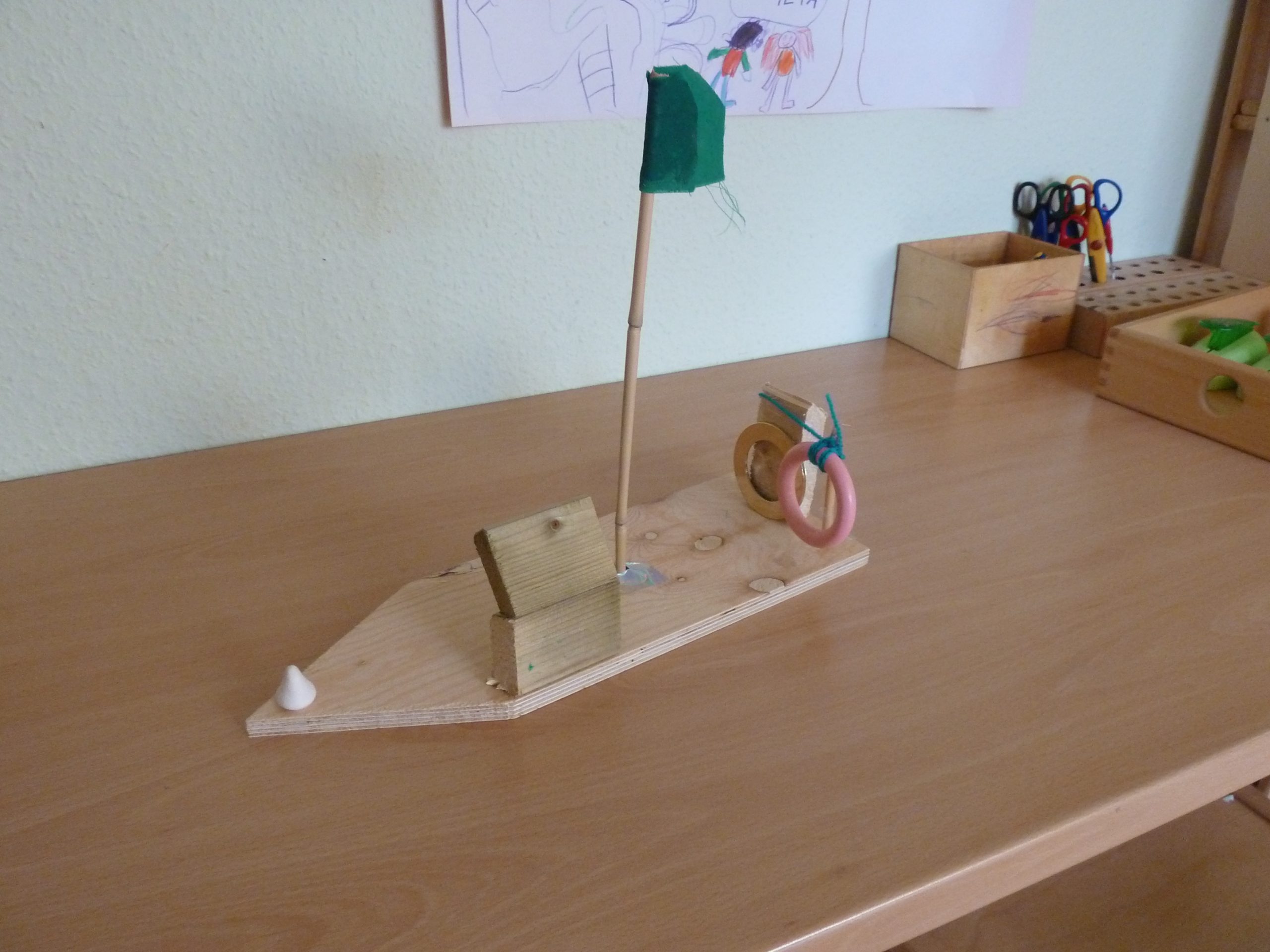 Kunstwerkstatt für Kinder – Holz und mixed media